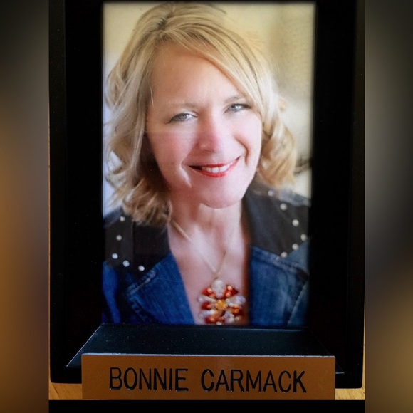 Bonnie’s Bling One of a Kind Fused Glass Jewelry and Accessories to Wear. - Picture 10 of 10